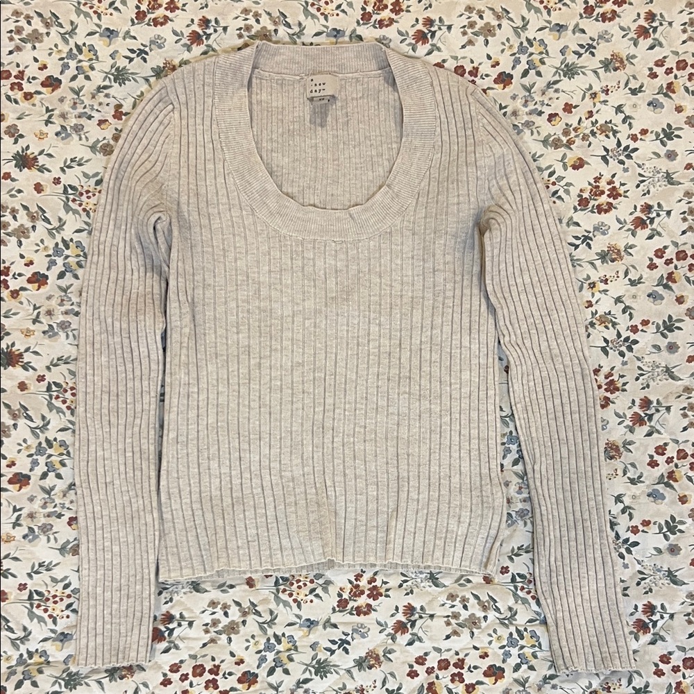 LAST CALL MAKE AN OFFER! A New Day Sweater